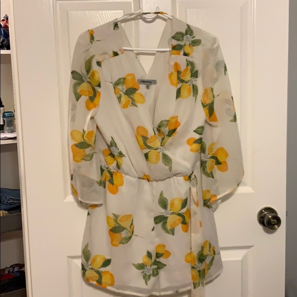 Really cute lemon romper